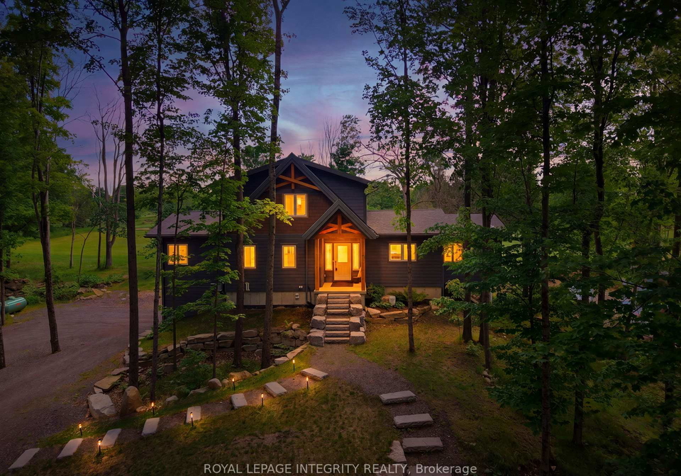 39-morning-flight-court-greater-madawaska-ontario-x13463996