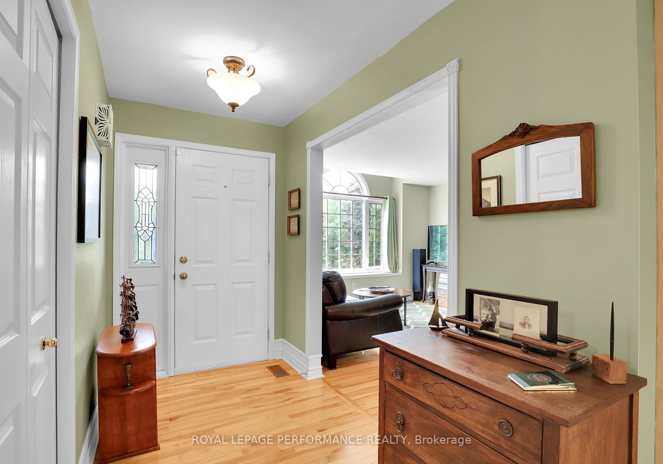 6115-kaycourt-drive-ottawa-ontario-x13464122