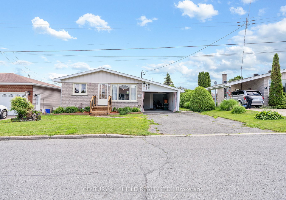 38-clement-street-north-glengarry-ontario-x13464136