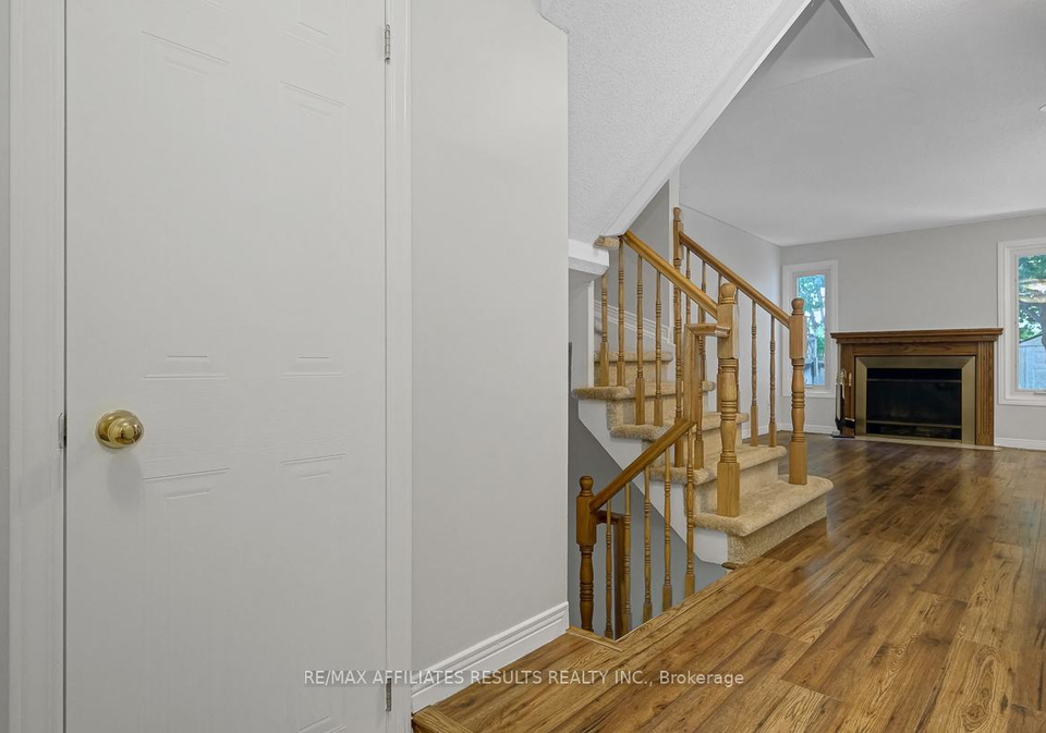 93-mountshannon-drive-ottawa-ontario-x13464226