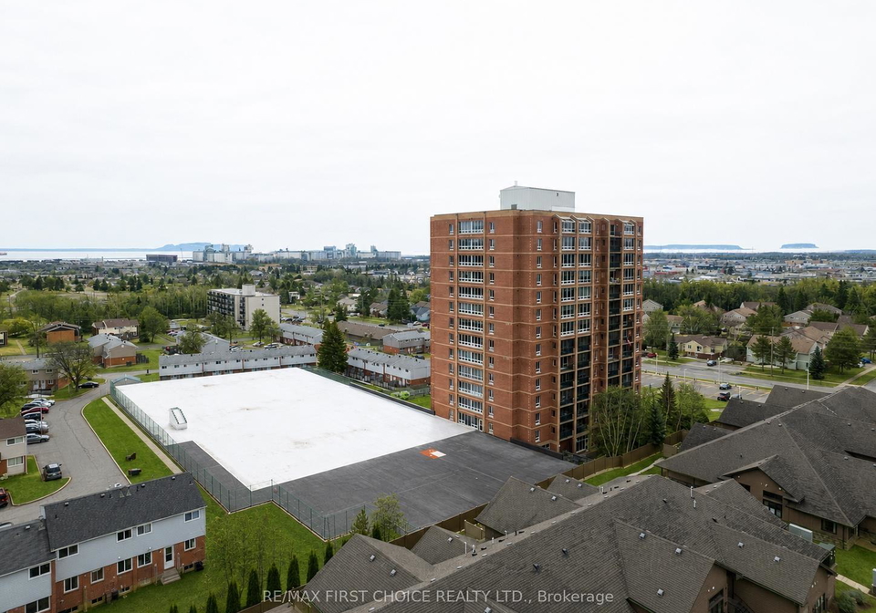 590-beverly-street-thunder-bay-ontario-x13464256