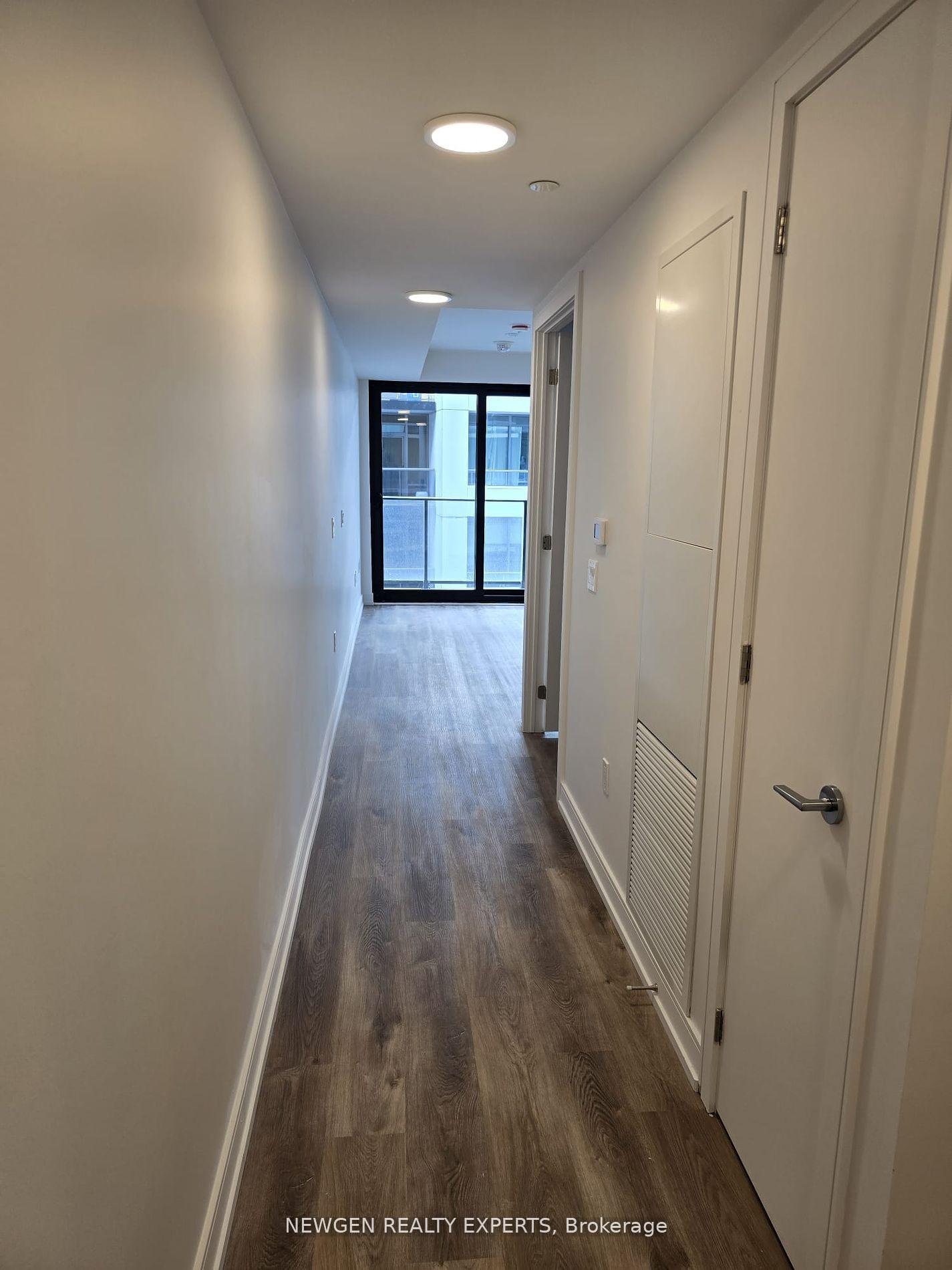 1-jarvis-street-hamilton-ontario-x13464420