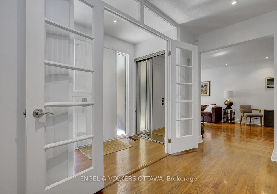 516-buchanan-crescent-ottawa-ontario-x13464434