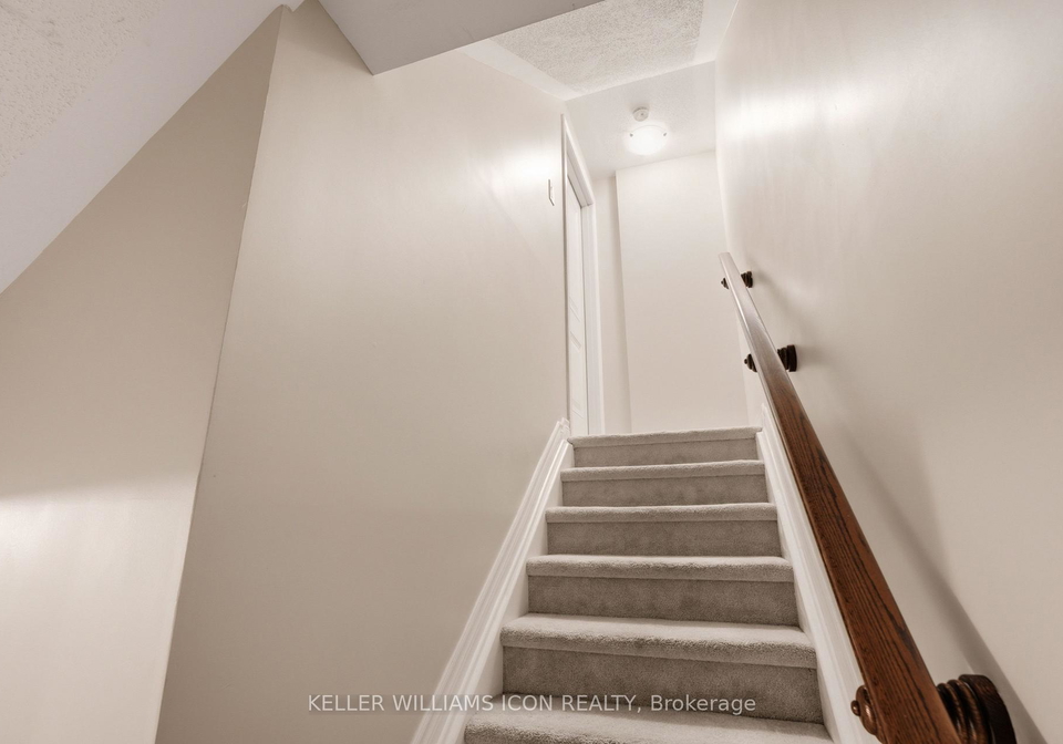 528-clearbrook-drive-ottawa-ontario-x13464454
