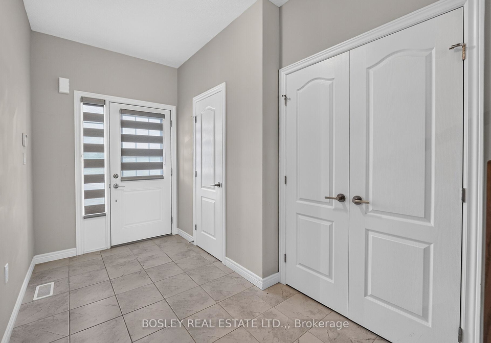 10-zoe-lane-hamilton-ontario-x13464696
