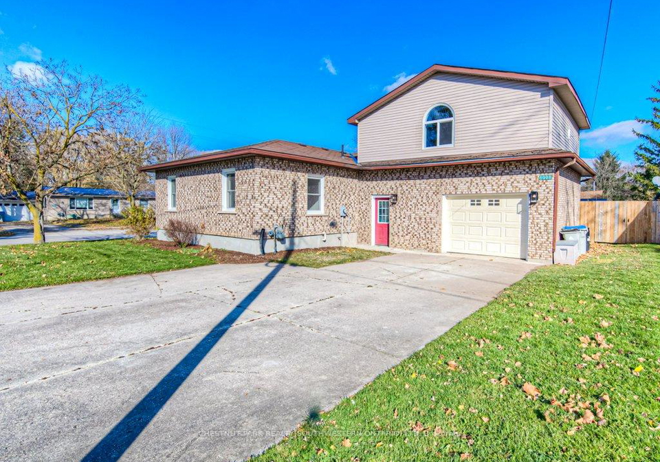 6998-st-patrick-street-west-perth-ontario-x13464828