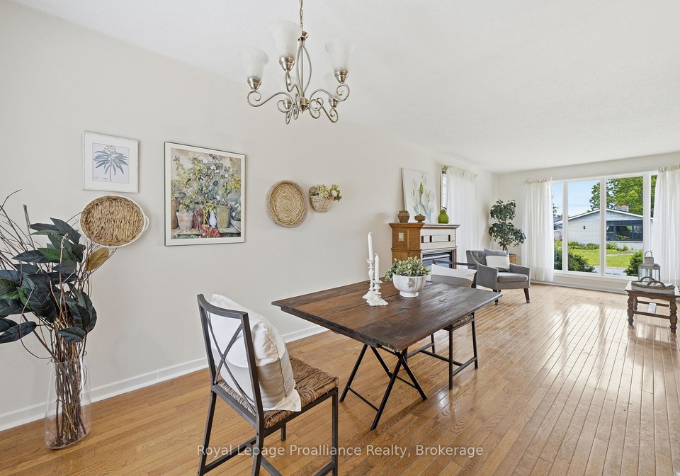 31-downes-avenue-prince-edward-county-ontario-x13464898