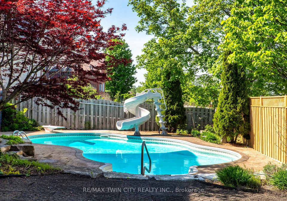 314-old-chicopee-trail-kitchener-ontario-x13465154