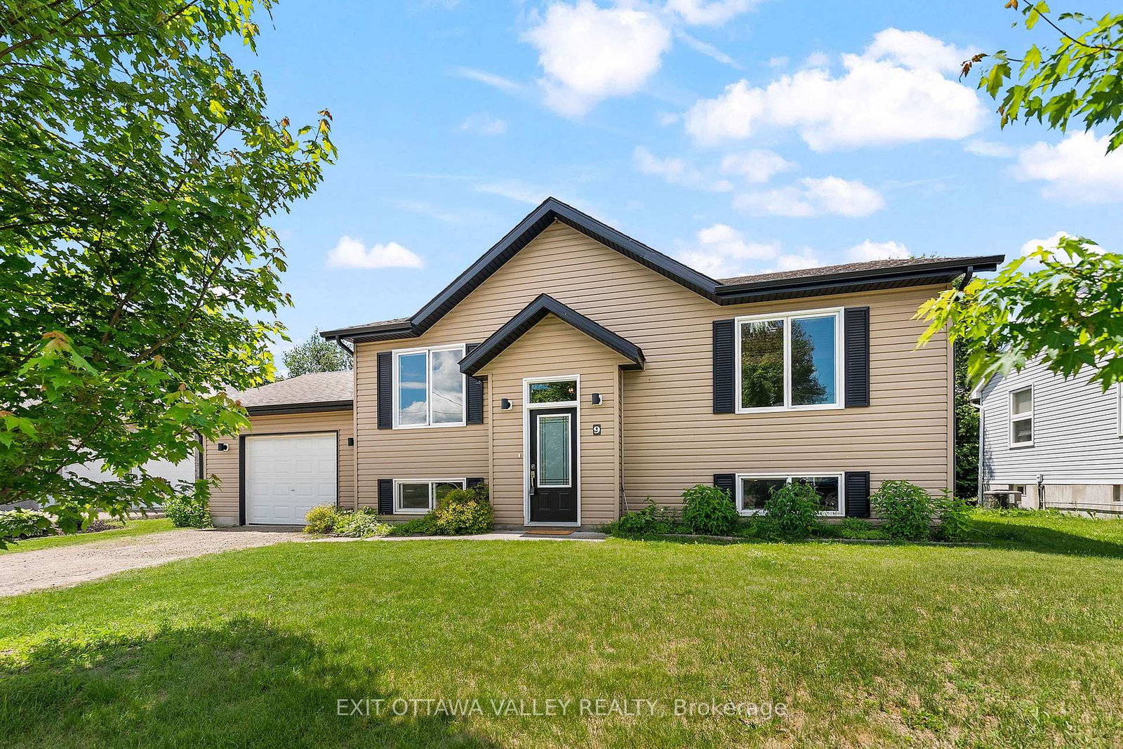 9-minto-street-whitewater-region-ontario-x13465198