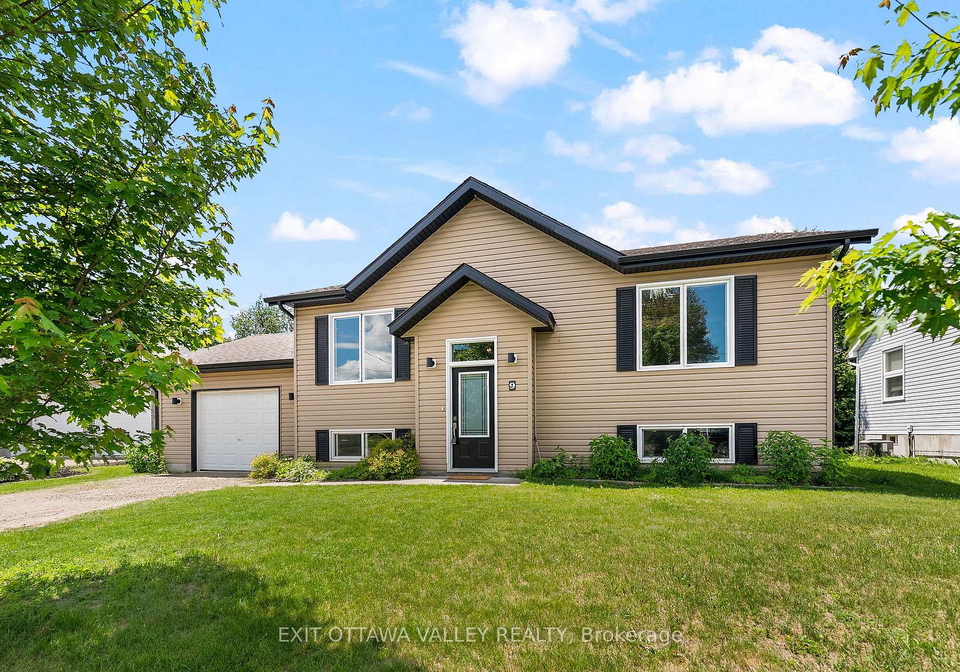 9-minto-street-whitewater-region-ontario-x13465198