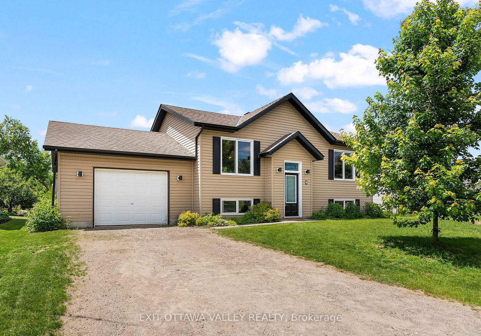 9-minto-street-whitewater-region-ontario-x13465198