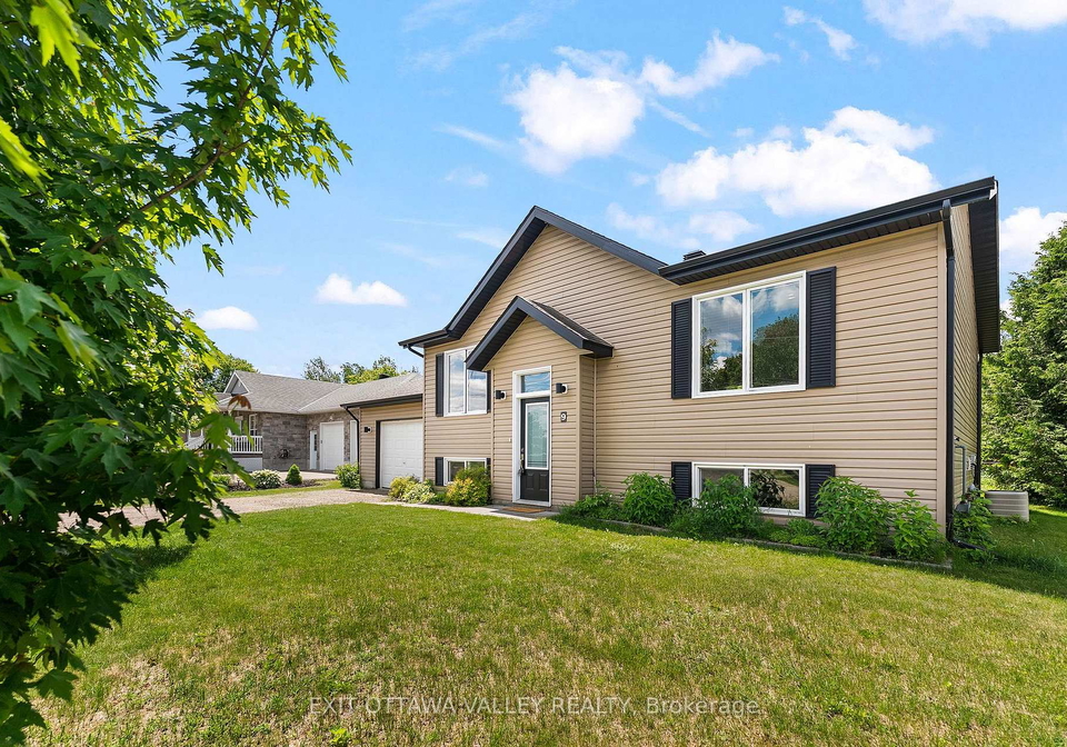 9-minto-street-whitewater-region-ontario-x13465198