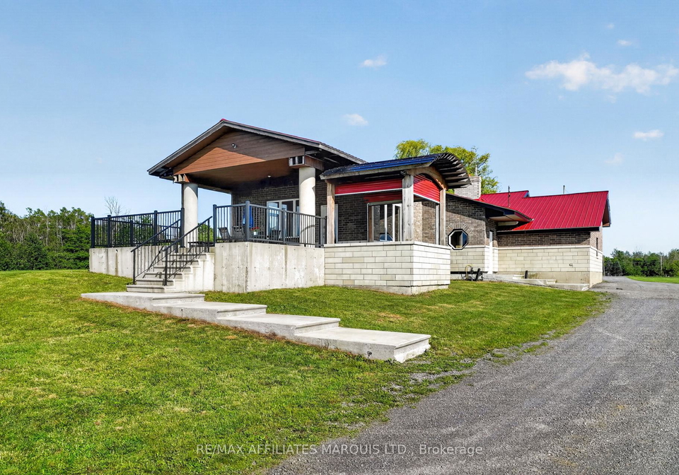 17441-mcphail-road-south-stormont-ontario-x13465226