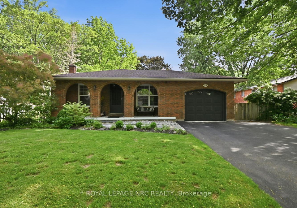 37-spruceside-crescent-pelham-ontario-x13465252