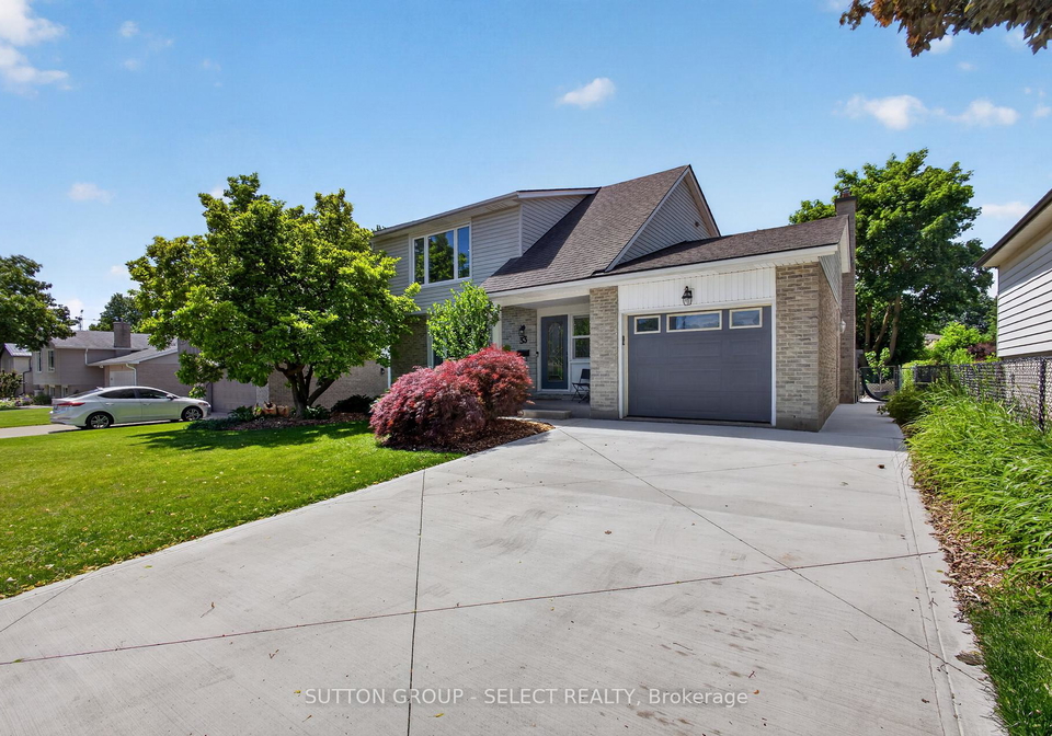 33-farnham-crescent-london-south-ontario-x13465532