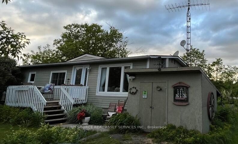 10-lakeside-drive-prince-edward-county-ontario-x13465536
