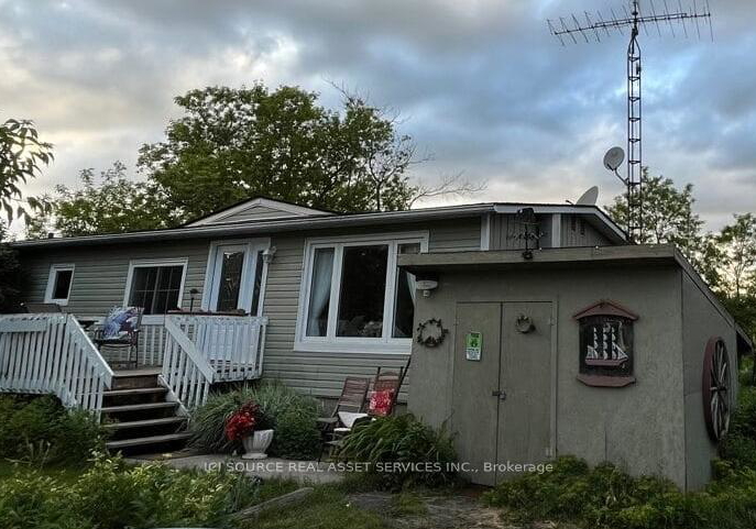 10-lakeside-drive-prince-edward-county-ontario-x13465536
