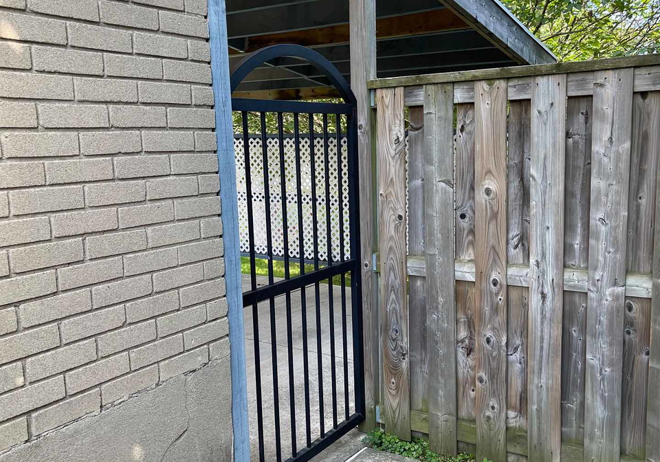 88-hillcrest-drive-brockville-ontario-x13465756