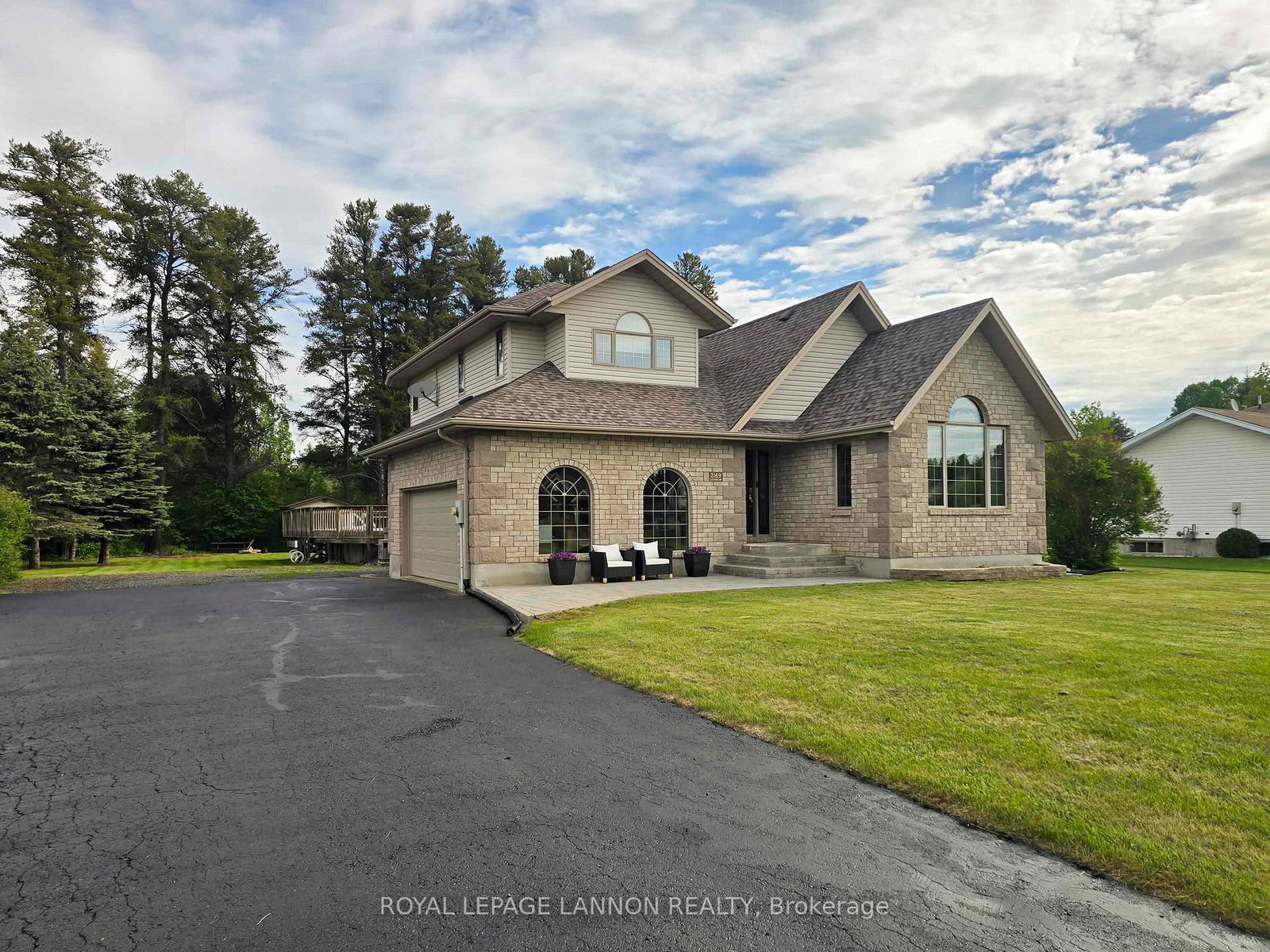 2169-lacewood-drive-thunder-bay-ontario-x13466060