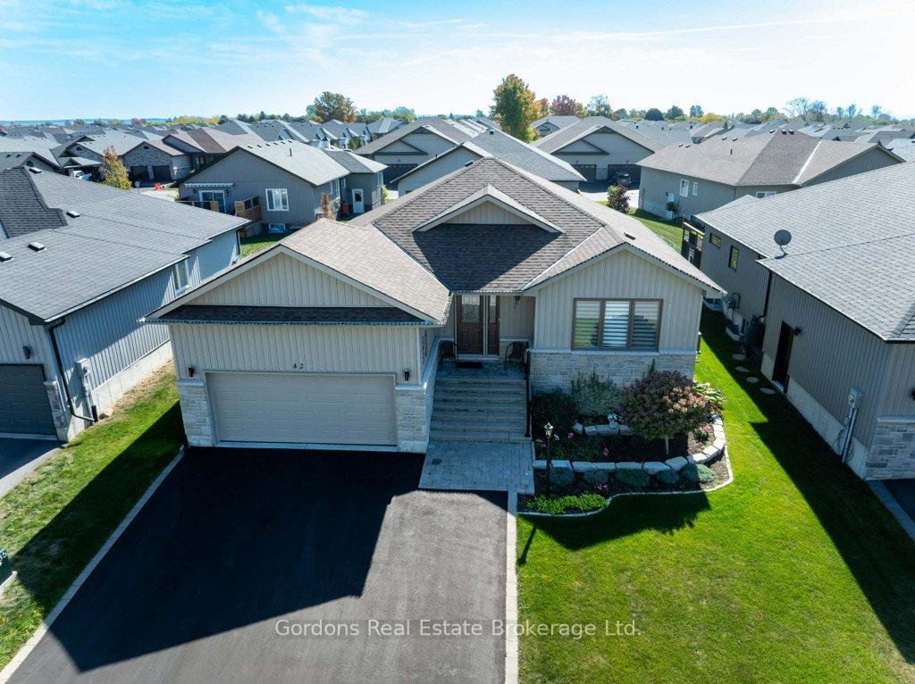 42-conger-drive-prince-edward-county-ontario-x13466064