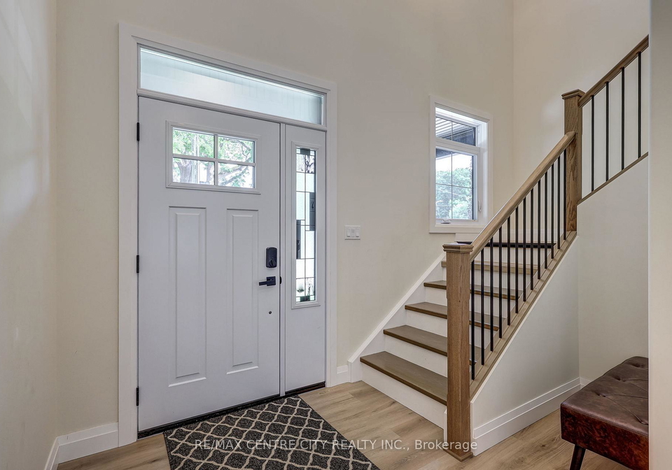 9-delevan-crescent-tillsonburg-ontario-x13466088