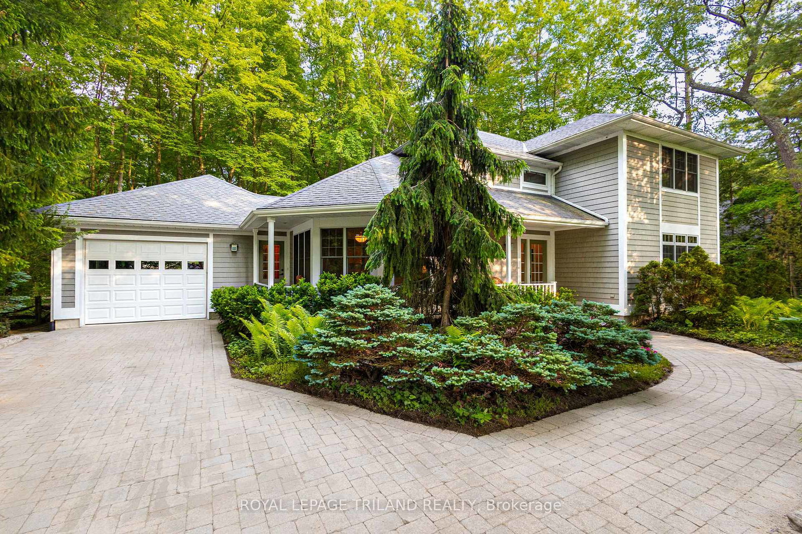 10221-shoreline-drive-lambton-shores-ontario-x13466230