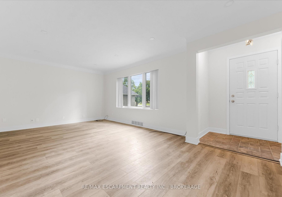 18-bonavem-drive-st-catharines-ontario-x13466360