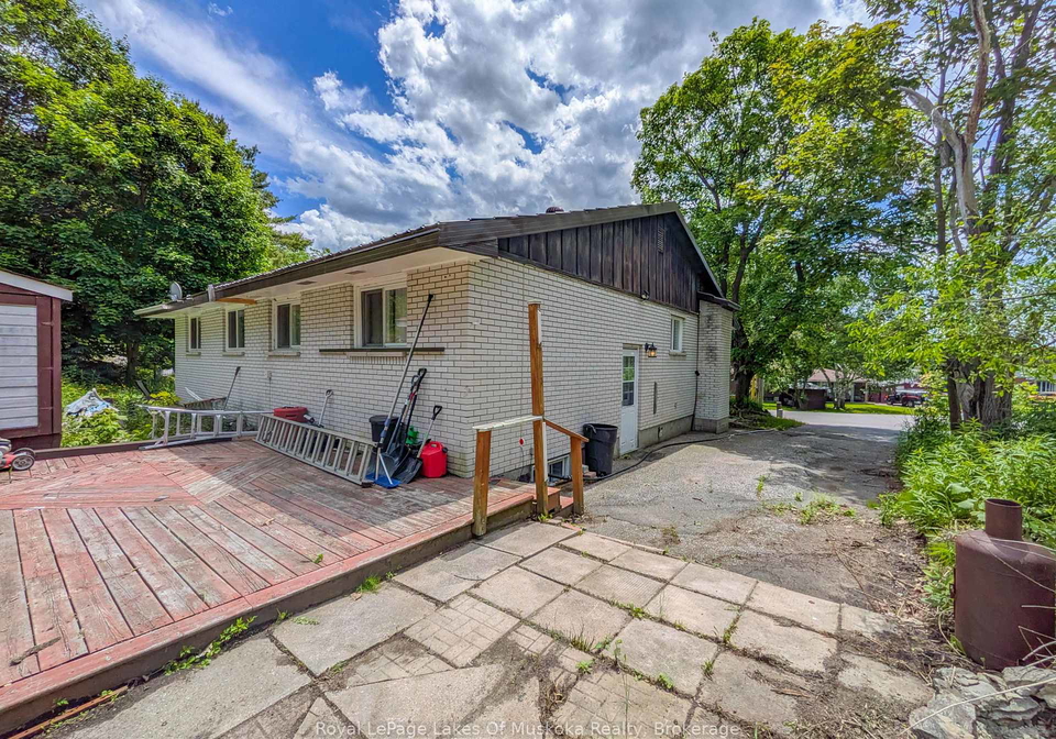 12-valley-drive-bracebridge-ontario-x13466432