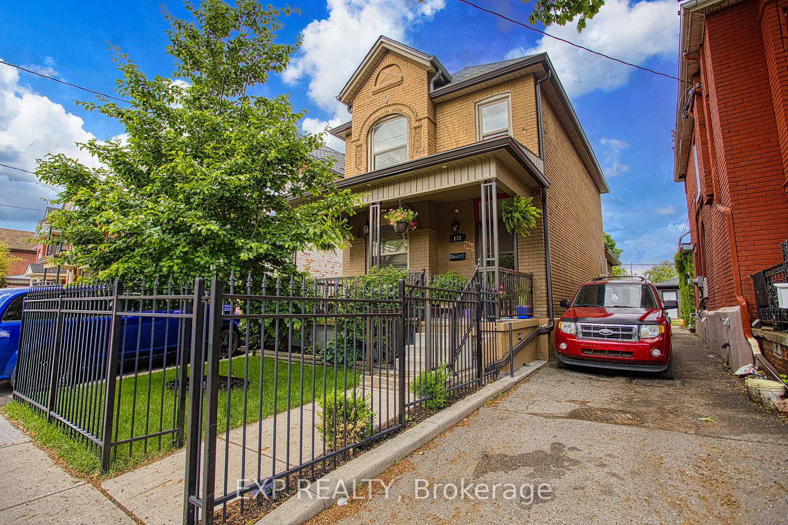 137-wentworth-street-n-hamilton-ontario-x13466508