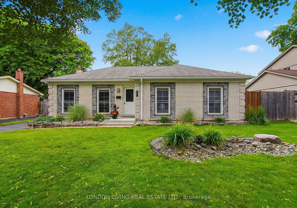 1400-stoneybrook-crescent-london-north-ontario-x13466670