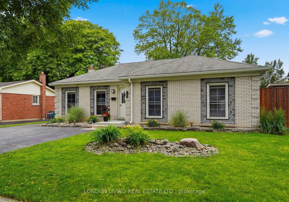 1400-stoneybrook-crescent-london-north-ontario-x13466670