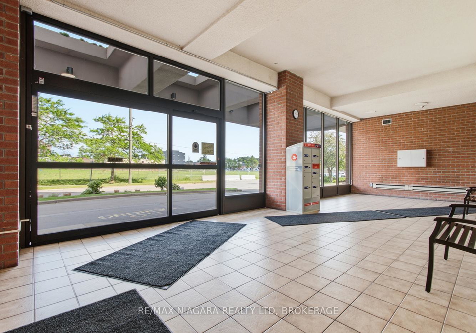 7-gale-crescent-st-catharines-ontario-x13466732