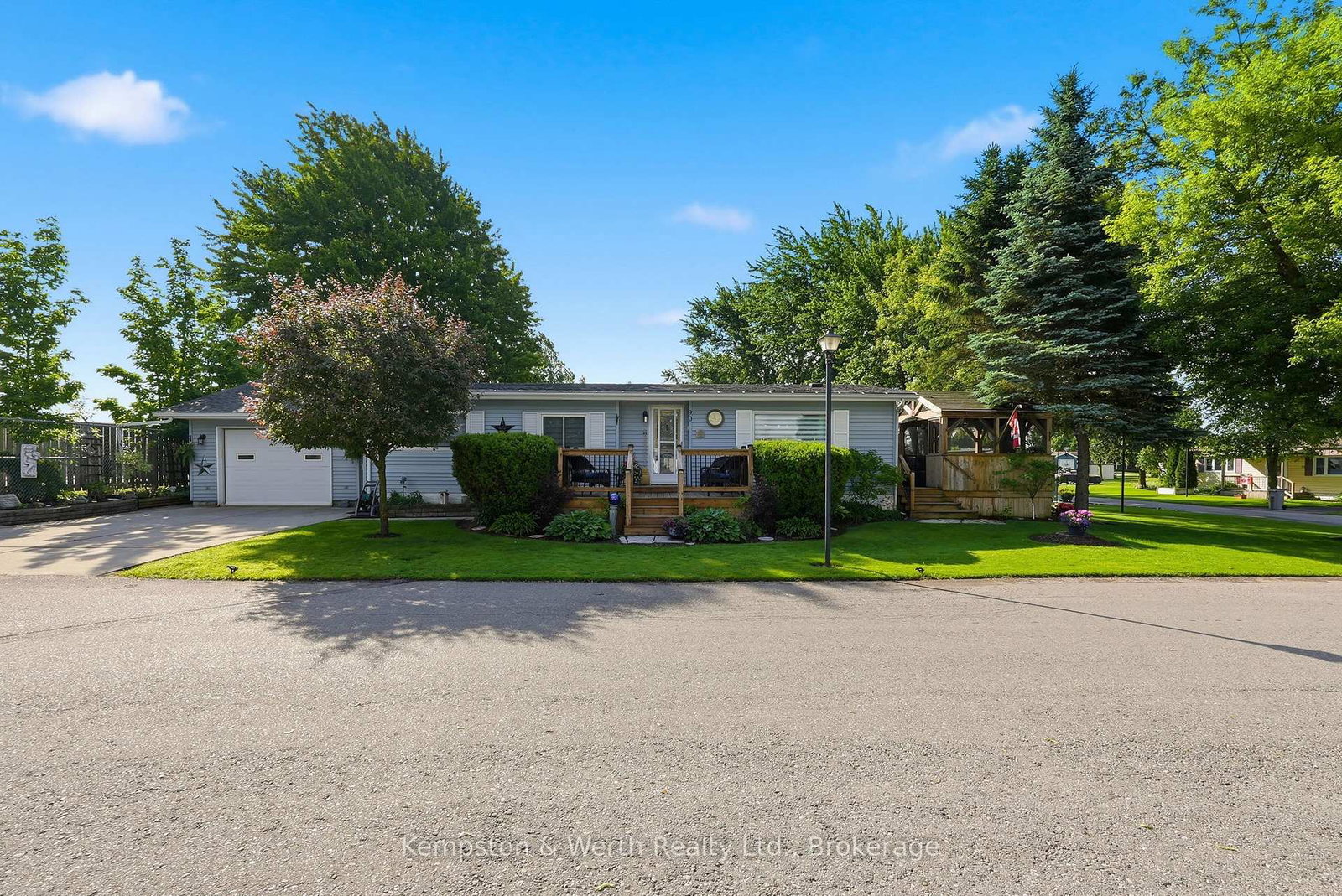 90-fairview-crescent-north-perth-ontario-x13466792