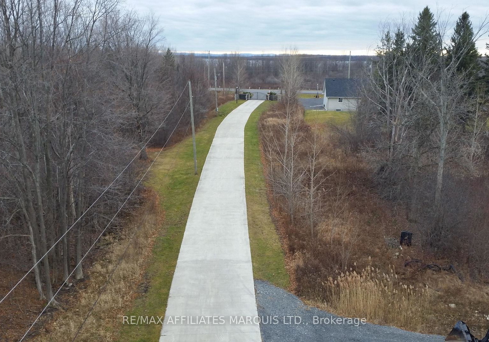 16401-county-road-2-south-stormont-ontario-x13466972