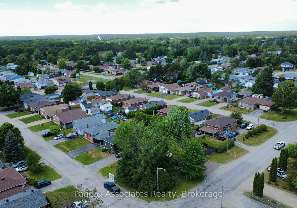 415-nipissing-street-west-nipissing-ontario-x13466982