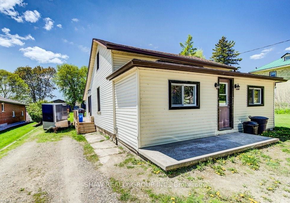 21-main-street-w-mapleton-ontario-x13467022