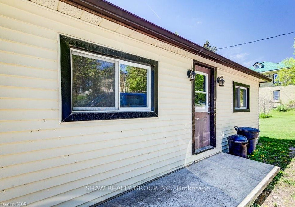21-main-street-w-mapleton-ontario-x13467022