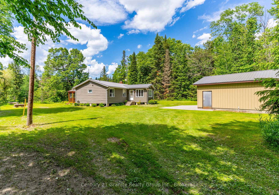 1075-hobbits-lane-minden-hills-ontario-x13467040