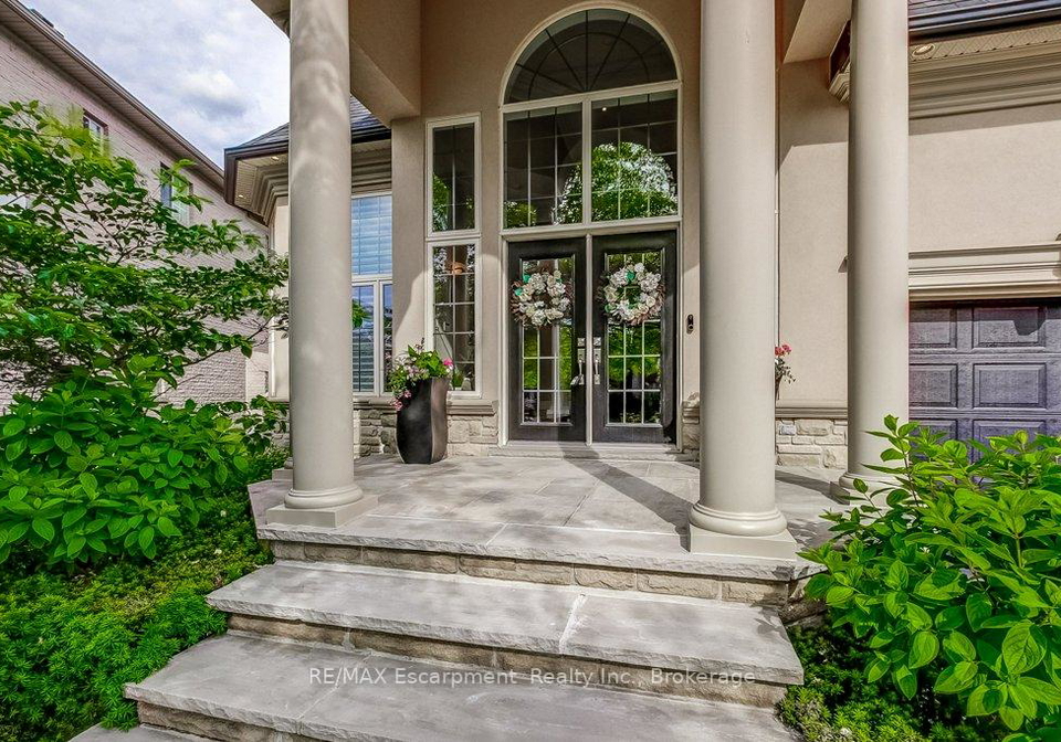 172-diiorio-circle-hamilton-ontario-x13467066