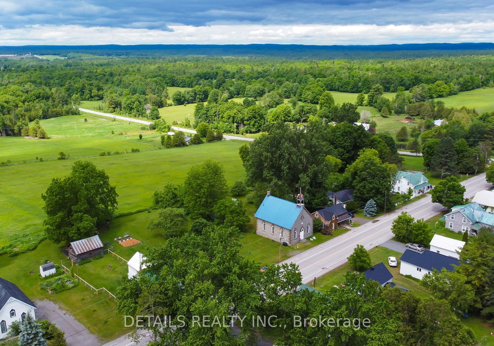 2037-concession-6c-road-lanark-highlands-ontario-x13467108