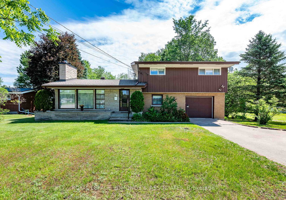 28-barry-street-laurentian-valley-ontario-x13467120