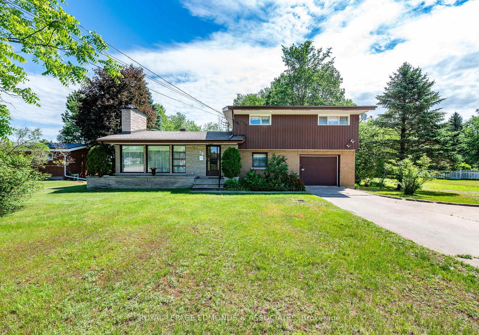 28-barry-street-laurentian-valley-ontario-x13467120