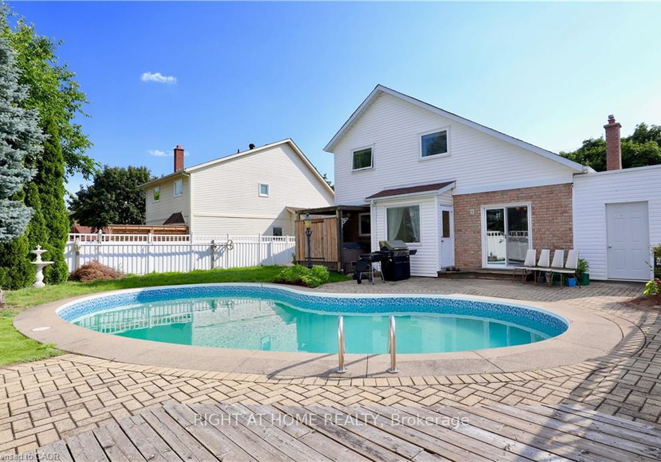 432-heritage-drive-kitchener-ontario-x13467252