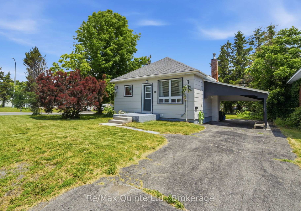 261-sidney-street-quinte-west-ontario-x13467550