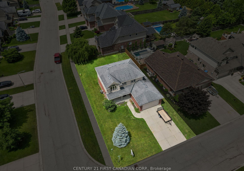 126-radcliffe-crescent-lucan-biddulph-ontario-x13467644