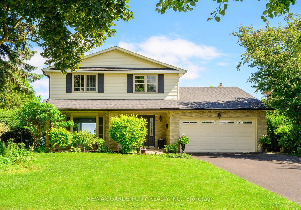 15-cheval-drive-grimsby-ontario-x13467788