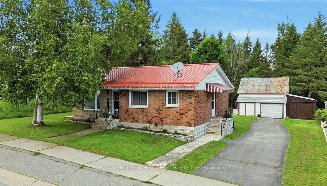 68-queen-street-tweed-ontario-x13467902