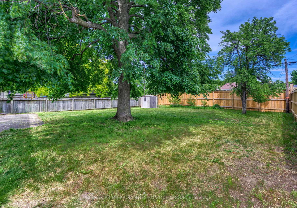 890-hollands-avenue-sarnia-ontario-x13467922