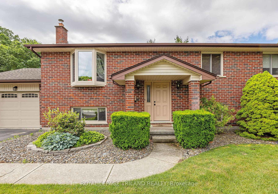597-seburn-drive-strathroy-caradoc-ontario-x13468022
