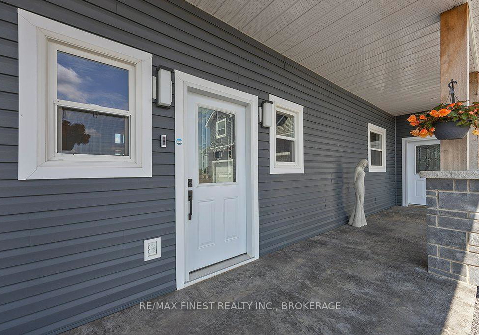 952-county-road-6-loyalist-ontario-x13468154